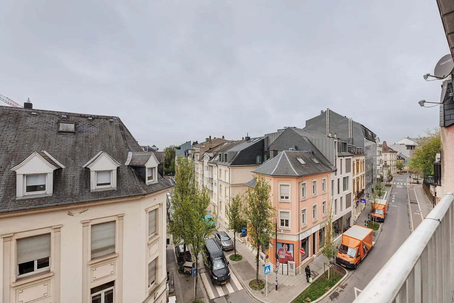 Apartment Cozy Limpertsberg Studio With Balcony Luxembourg